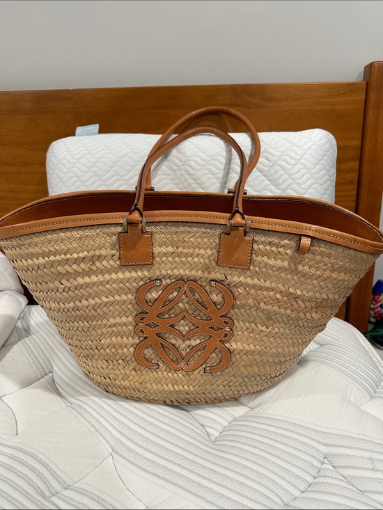 Loewe Handbags - Loewe Anagram Raffia Straw Tote Tan Leather Trim w/ pochette - pink interior
